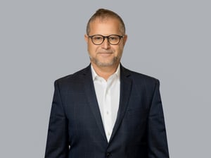 Alex Shifman Headshot